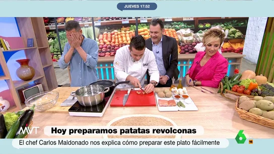 Iñaki López se come un torrezno delante de Pablo Ojeda Carlos Maldonado recibe a Iñaki López con un aperitivo previo a su receta de esta semana, patatas revolconas: un torrezno que el presentador de Más Vale Tarde se come enfrente de Pablo Ojeda. La reacción del nutricionista, en este vídeo.