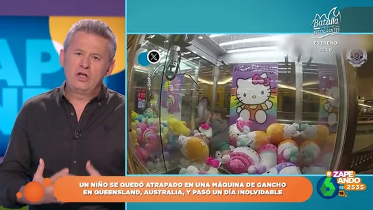 El inesperado 'premio' que encuentran en una máquina de gancho de peluches El inesperado 'premio' que encuentran en una máquina de gancho de peluches
