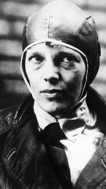 ¿Qué pasó con Amelia Earhart? Unos exploradores creen haber localizado su avión en el Pacífico