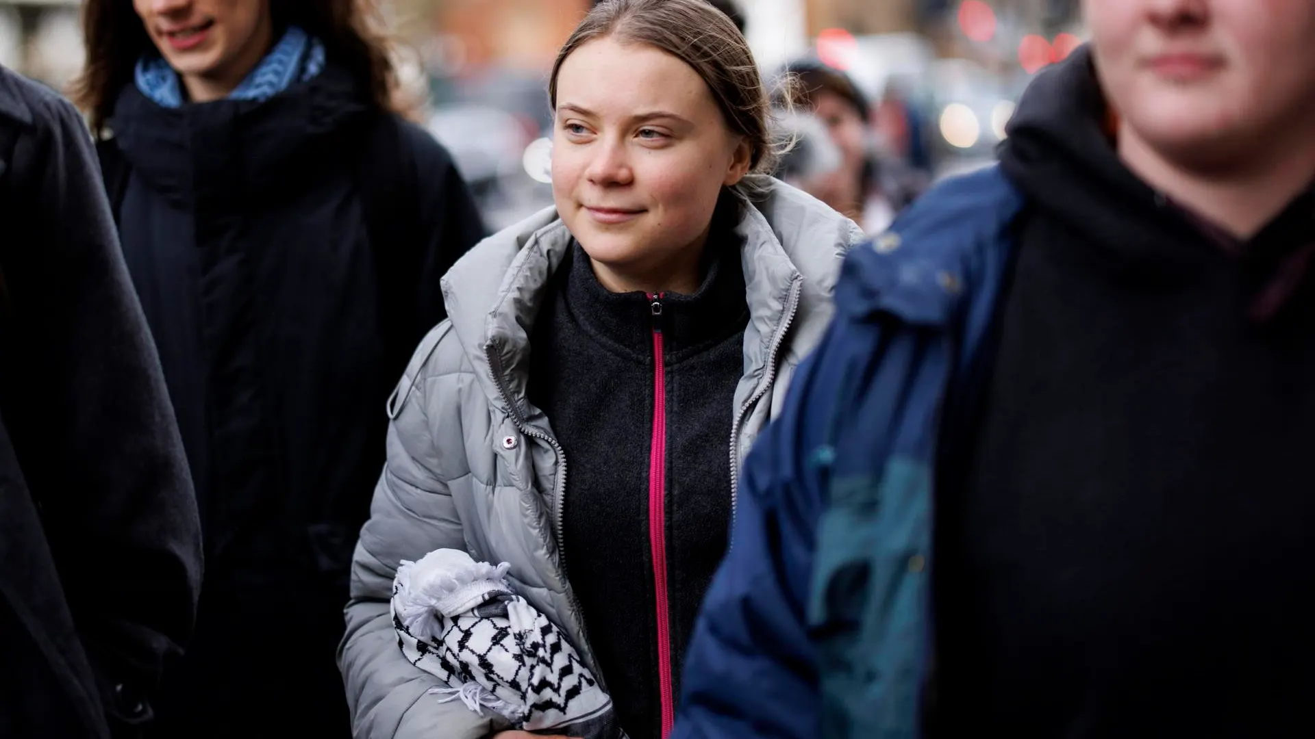 La activista sueca Greta Thunberg a su llegada a la Corte de Westminster