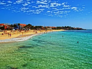 Playa de Santa María, en la Isla de Sal, Cabo Verde Playa de Santa María, en la Isla de Sal, Cabo Verde
