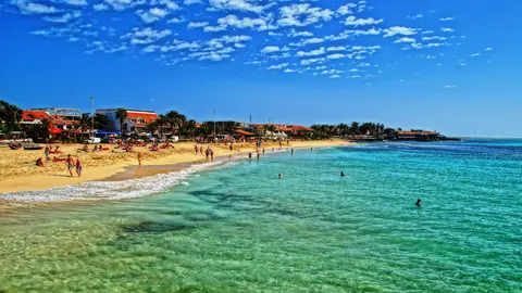 Playa de Santa María, en la Isla de Sal, Cabo Verde Playa de Santa María, en la Isla de Sal, Cabo Verde