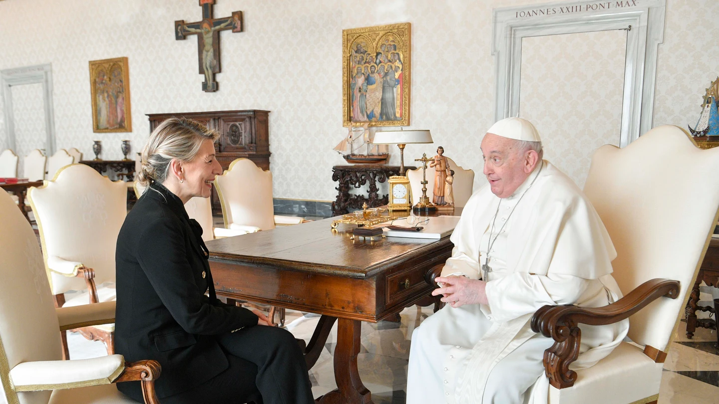Yolanda Díaz, con el papa Francisco en el Vaticano. Yolanda Díaz, con el papa Francisco en el Vaticano.