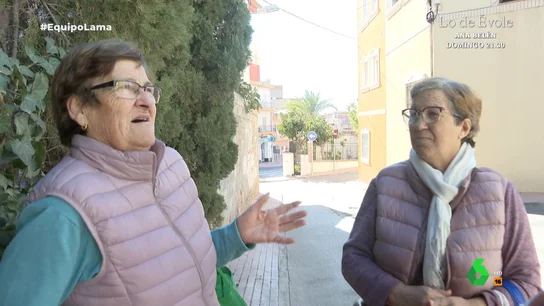 "Había muchos coches de lujo, de gente con dinero": los vecinos de Abanilla hablan sobre la secta budista "Había muchos coches de lujo, de gente con dinero": los vecinos de Abanilla hablan sobre la secta budista