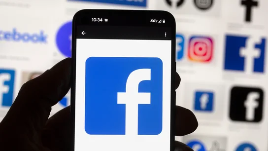 El logo de la app Facebook El logo de la app Facebook