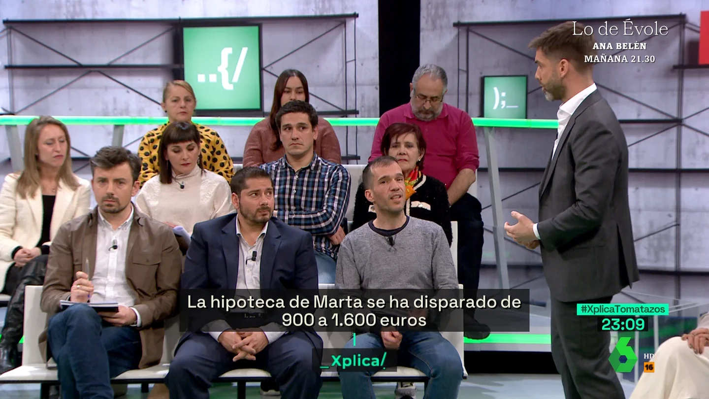 Una afectada por una hipoteca creciente, indignada por las ganancias récord de la banca: "Es indecente" Una afectada por una hipoteca creciente, indignada por las ganancias récord de la banca: "Es indecente"