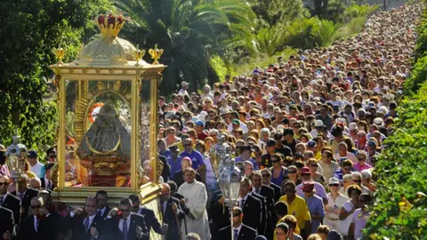 La Bajada de la Virgen de Las Nieves de La Palma La Bajada de la Virgen de Las Nieves de La Palma
