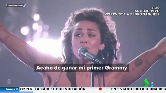 La divertida actuación de Miley Cyrus en los Grammy tras ganar con 'Flowers': "Empecé a llorar y luego recordé que..." La divertida actuación de Miley Cyrus en los Grammy tras ganar con 'Flowers': "Empecé a llorar y luego recordé que..."