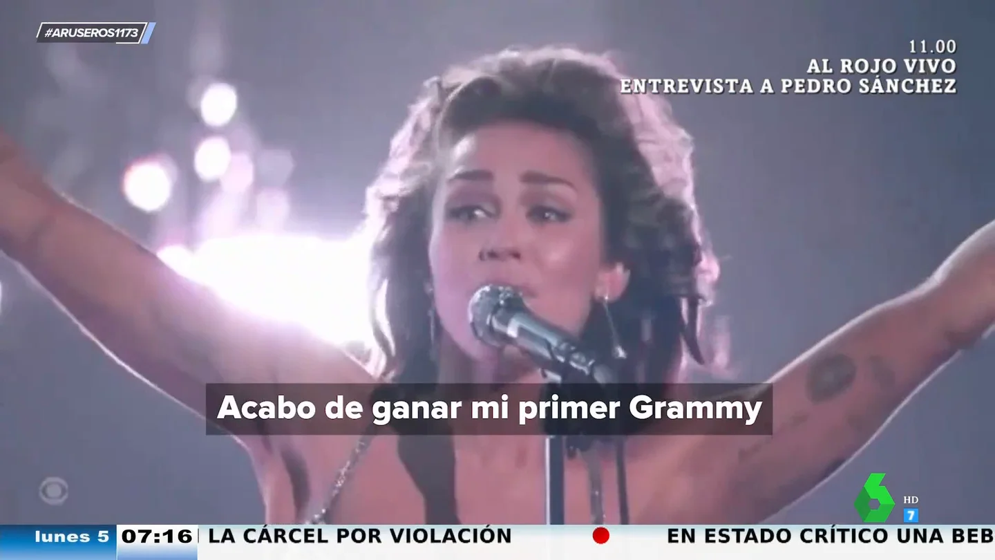 La divertida actuación de Miley Cyrus en los Grammy tras ganar con 'Flowers': "Empecé a llorar y luego recordé que..." La divertida actuación de Miley Cyrus en los Grammy tras ganar con 'Flowers': "Empecé a llorar y luego recordé que..."