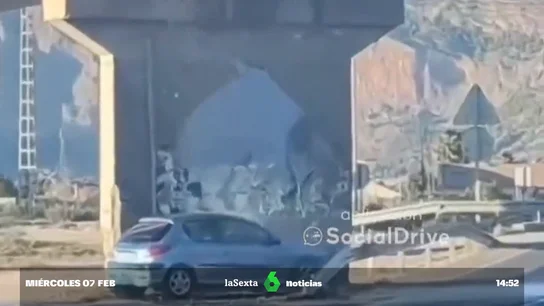 Fugas constantes en un país sediento: Así se pierde uno de cada cuatro litros de agua por grietas y desperfectos en la red Fugas constantes en un país sediento: Así se pierde uno de cada cuatro litros de agua por grietas y desperfectos en la red