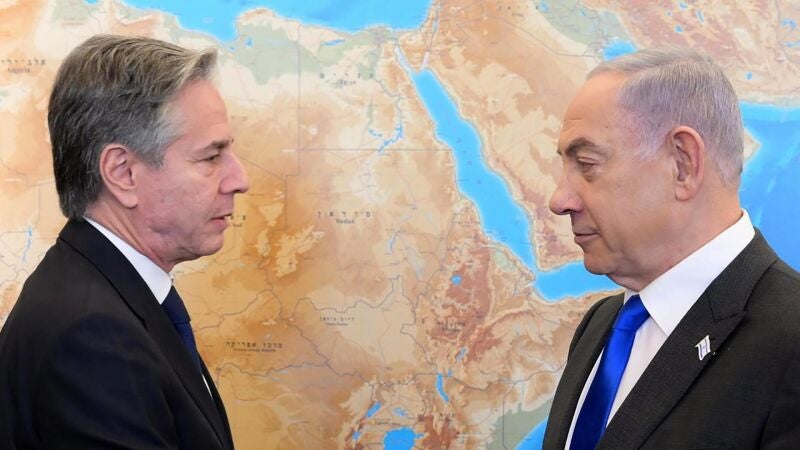 El primer ministro israelí, Benjamin Netanyahu, y el secretario de Estado de EEUU, Antony Blinken (Archivo)