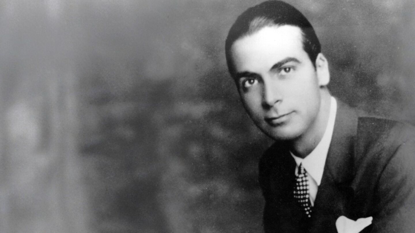 Cristóbal Balenciaga Cristóbal Balenciaga