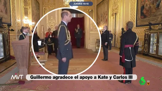 El extraño balanceo de Guillermo de Inglaterra en un acto que se ha hecho viral Más Vale Tarde comparte en este vídeo unas imágenes que están dando que hablar en Reino Unido. En ellas se puede ver al príncipe de Gales, Guillermo de Inglaterra, pestañeando excesivamente, con un extraño balanceo y una notable delgadez.