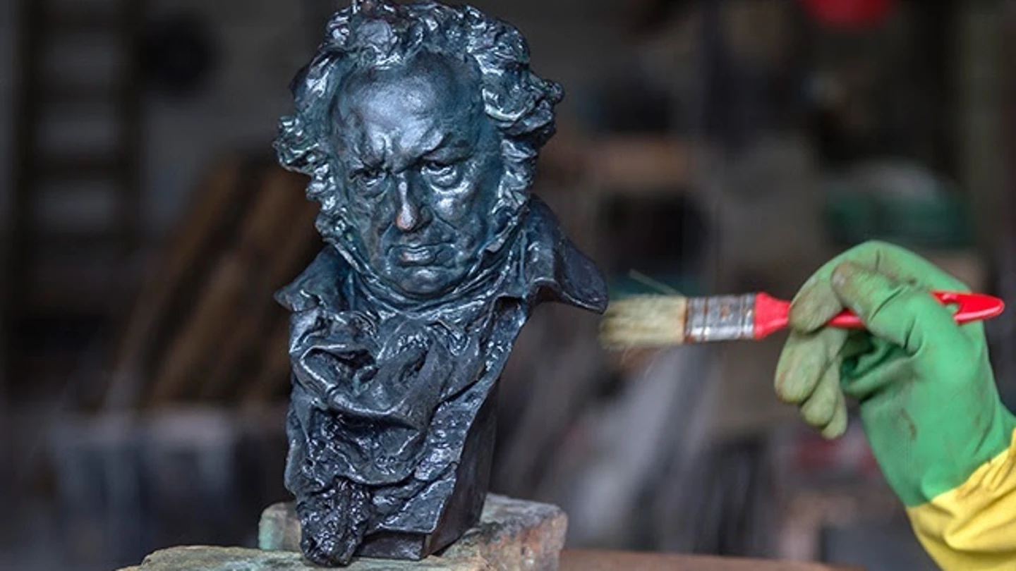 La estatuilla de un premio Goya o el 'cabezón' de los Goya. La estatuilla de un premio Goya o el 'cabezón' de los Goya.