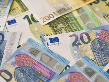 Billetes de 10 y 20 euros Billetes de 10 y 20 euros