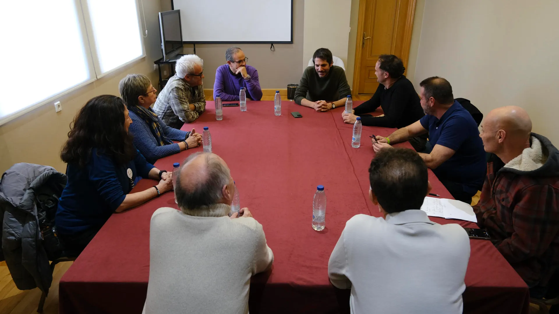 Urtasun se reúne en Valladolid con una amplia representación del ámbito cultural.