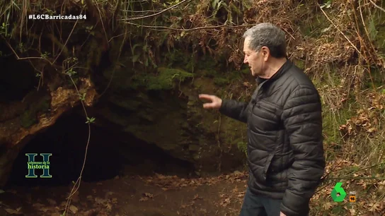 Xesús desvela dónde se escondió del franquismo tras paralizar la fábrica de Citröen Xesús Chaves explica en este vídeo de laSexta Columna cómo fue la huelga que paralizó la fábrica de Citröen en Vigo en 1972, así como la represión franquista que sufrió y que le obligó a esconderse y terminar marchando al exilio.