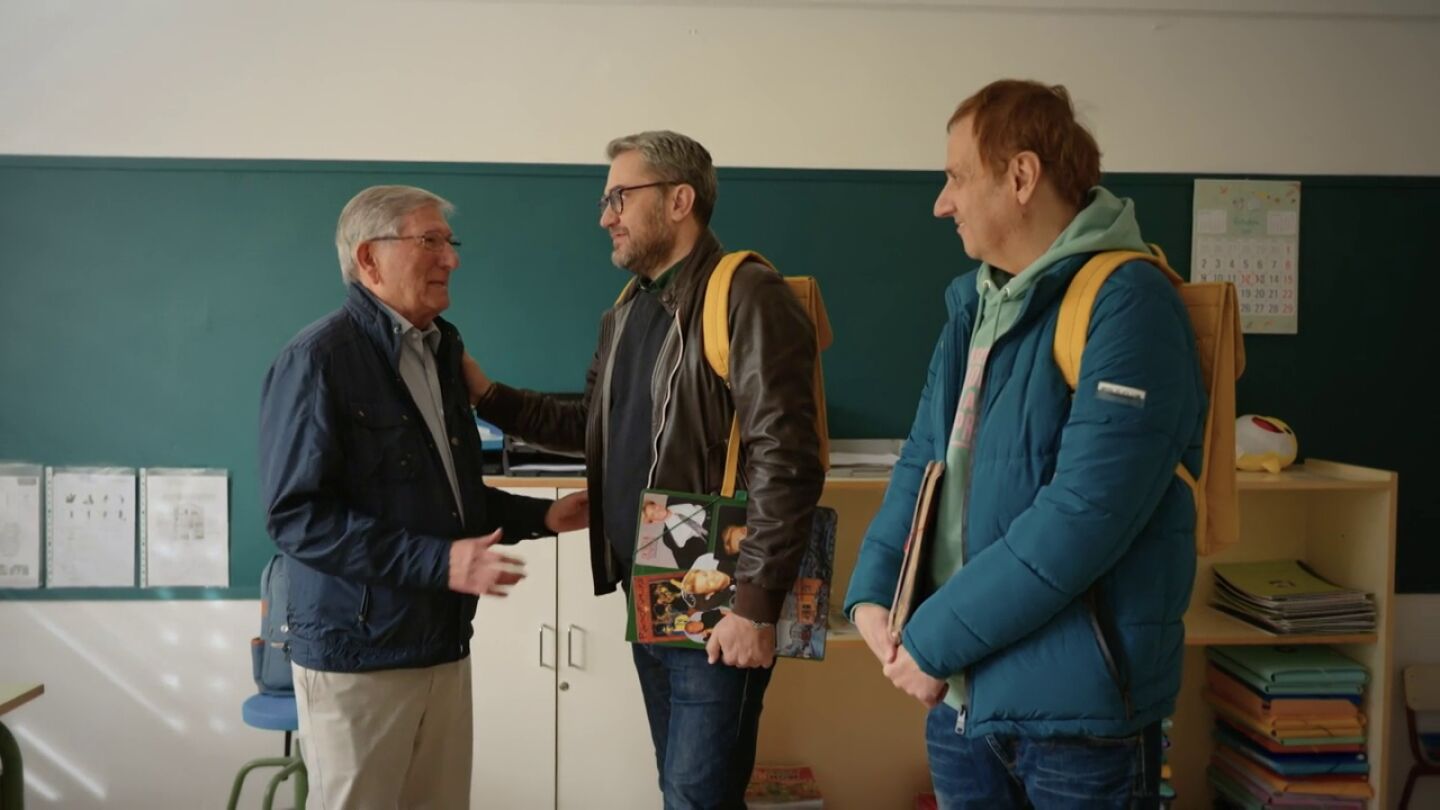 M&aacute;ximo Huerta recuerda c&oacute;mo su clase se convirti&oacute; en su refugio: "Mi profesor Melchor fue el padre que nunca tuve"