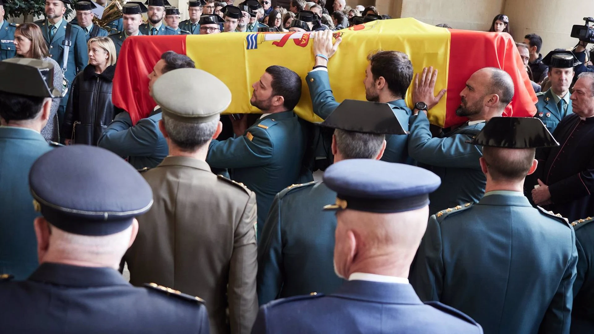 Último adiós a los guardias civiles muertos en Barbate por una narcolancha