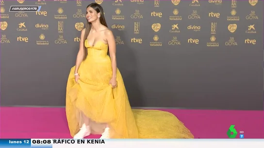 Sara Sálamo, espectacular con un vestido amarillo con zapatillas en los Premios Goya Sara Sálamo, espectacular con un vestido amarillo con zapatillas en los Premios Goya