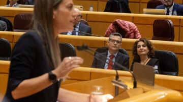 Miriam Nogueras (Junts) habla en el Senado ante Bolaños y Montero