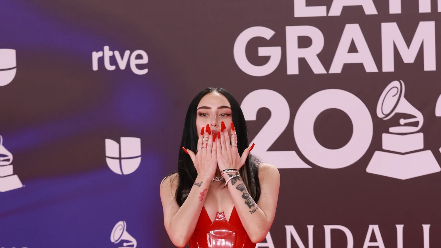 Nicki Nicole durante el photocall previo a la gala de entrega de los Latin Grammy 2023 Nicki Nicole durante el photocall previo a la gala de entrega de los Latin Grammy 2023