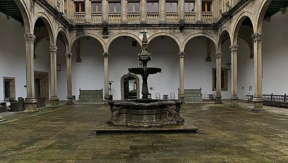 Patio del Hospital de los Reyes Católicos. Santiago de Compostela