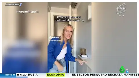 Una estadounidense que acaba de mudarse a España con su novio imita las conductas de su suegra en casa