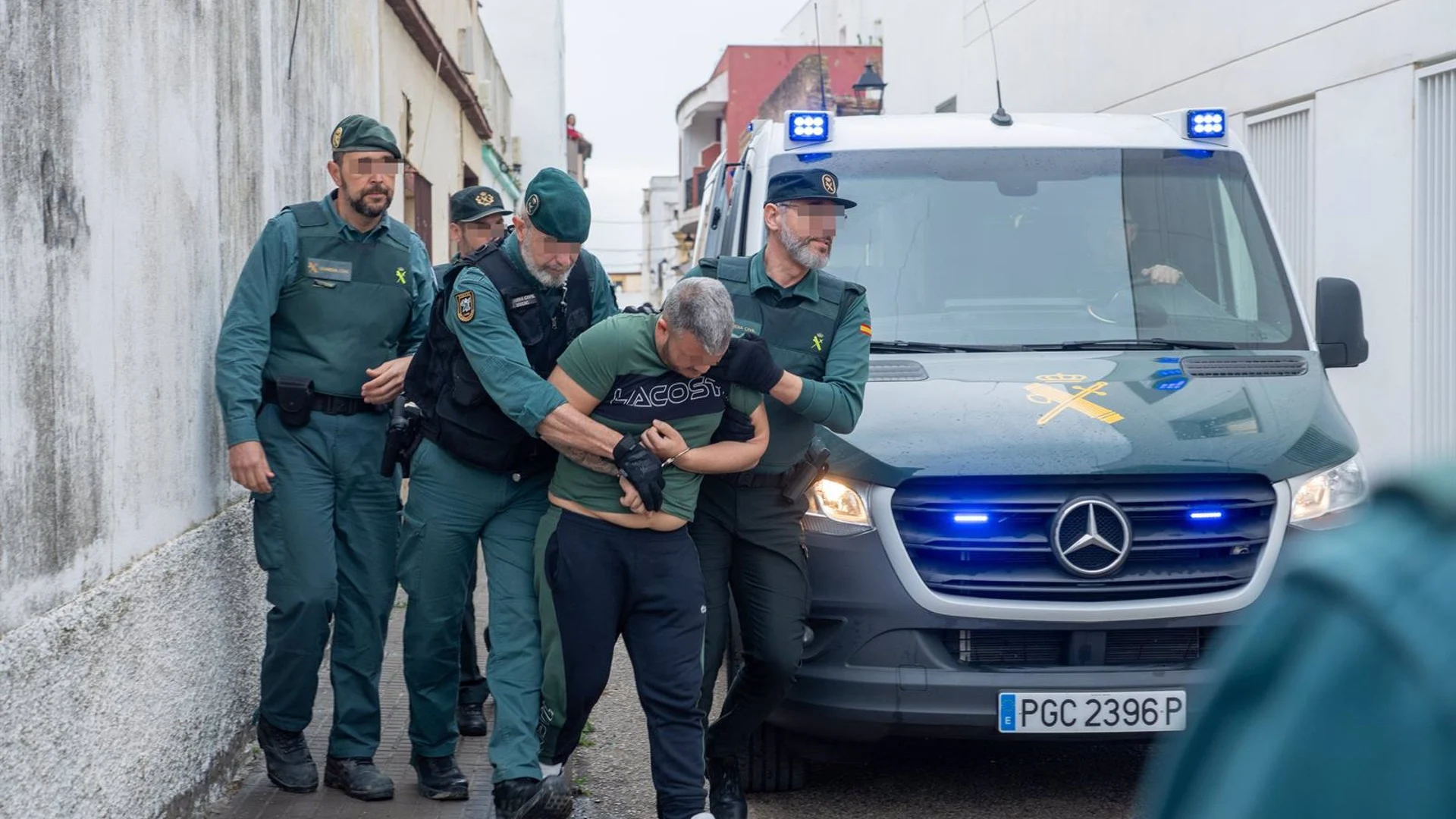  Las cámaras de vigilancia sitúan a los detenidos en la narcolancha de Barbate, según auto de la jueza