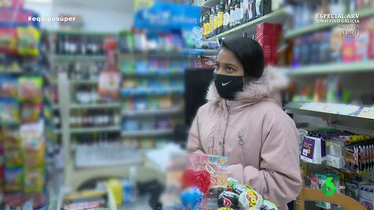 Una dependienta denuncia que los supermercados online puedan vender alcohol de madrugada y ellos no Una dependienta denuncia que los supermercados online puedan vender alcohol de madrugada y ellos no