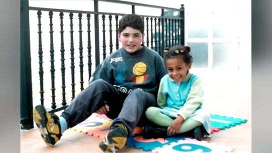 Los recuerdos más felices de la infancia de Ana Peleteiro: "Yo saltaba a la ventana del baño para ir a casa de mi abuela" Los recuerdos más felices de la infancia de Ana Peleteiro: "Yo saltaba a la ventana del baño para ir a casa de mi abuela"