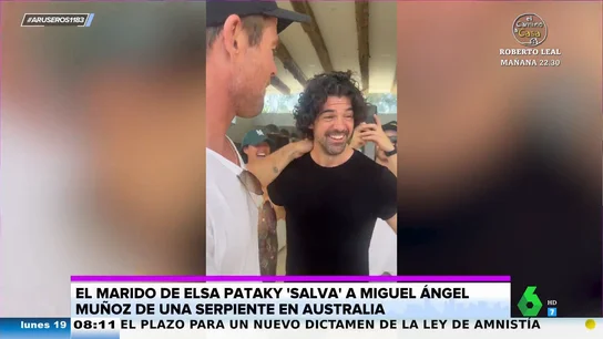 Chris Hemsworth salva a Miguel Ángel Muñoz de una serpiente enredada en su pelo Chris Hemsworth salva a Miguel Ángel Muñoz de una serpiente enredada en su pelo