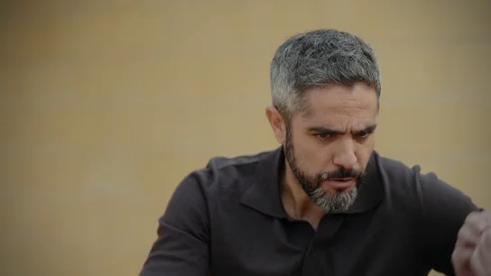 Roberto Leal desvela un sorprendente dato de su infancia que alucina a Albert Espinosa: "Mi madre no quiere que lo cuente" Roberto Leal desvela un sorprendente dato de su infancia que alucina a Albert Espinosa: "Mi madre no quiere que lo cuente"