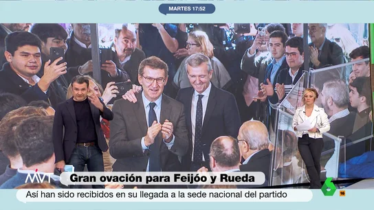 Iñaki López reacciona a la ovación a Feijóo y Rueda en Génova Iñaki López comenta en este vídeo de Más Vale Tarde el "eufórico recibimiento" que han tenido el presidente del PP, Alberto Núñez Feijóo, y el de la Xunta, Alfonso Rueda, en la sede del partido en Génova tras la victoria en las elecciones gallegas.