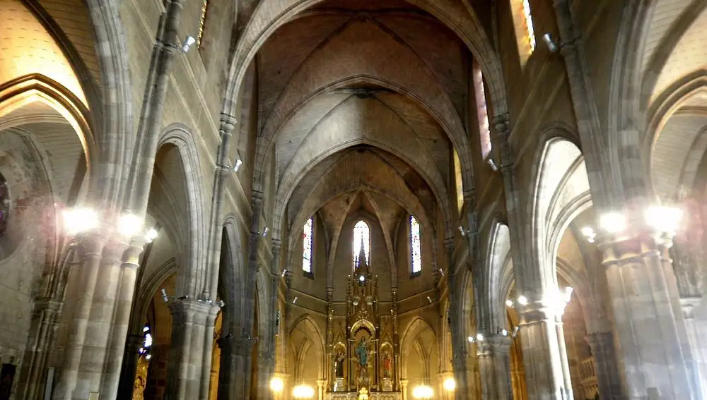 Interior de la Iglesia Nuestra Señora de la Asunción de Torrelavega