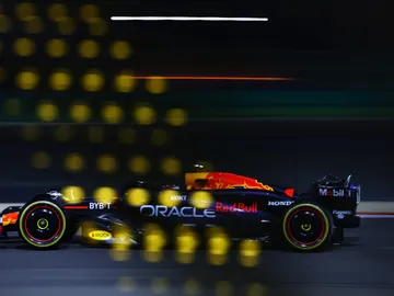 Max Verstappen y RB20 infunden terror tras el primer día de test Max Verstappen y RB20 infunden terror tras el primer día de test