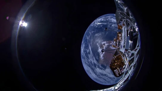 La nave Odiseo rumbo a la Luna La nave Odiseo rumbo a la Luna