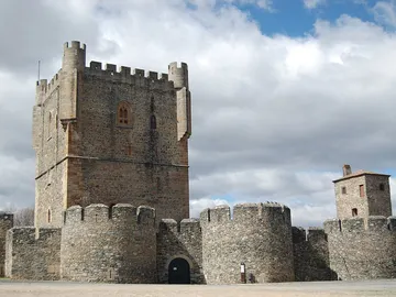 Castillo de Braganza Castillo de Braganza