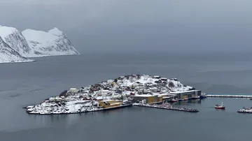 La isla de Husøy, donde viven unas 300 personas