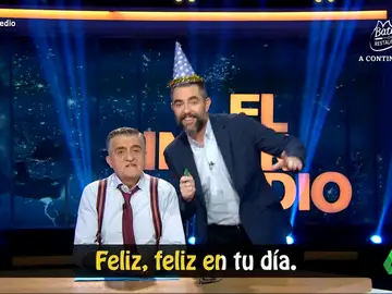 Dani Mateo felicita a Pedro Sánchez por su cumpleaños