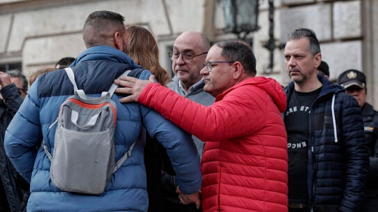 Imagen de archivo de Juli&aacute;n, el conserje del edificio incendiado en Valencia.