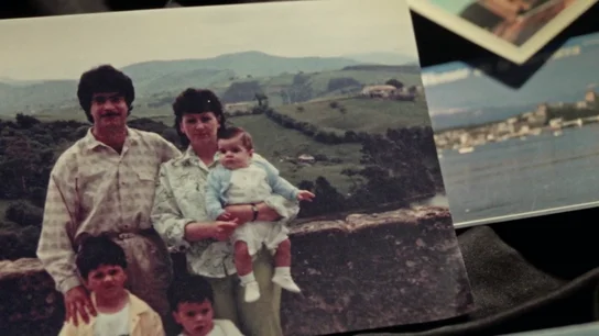 La bonita reflexión de David Bustamante: "Mi verdadero Ferrari es que a mi familia no le falte de nada" La bonita reflexión de David Bustamante: "Mi verdadero Ferrari es que a mi familia no le falte de nada"