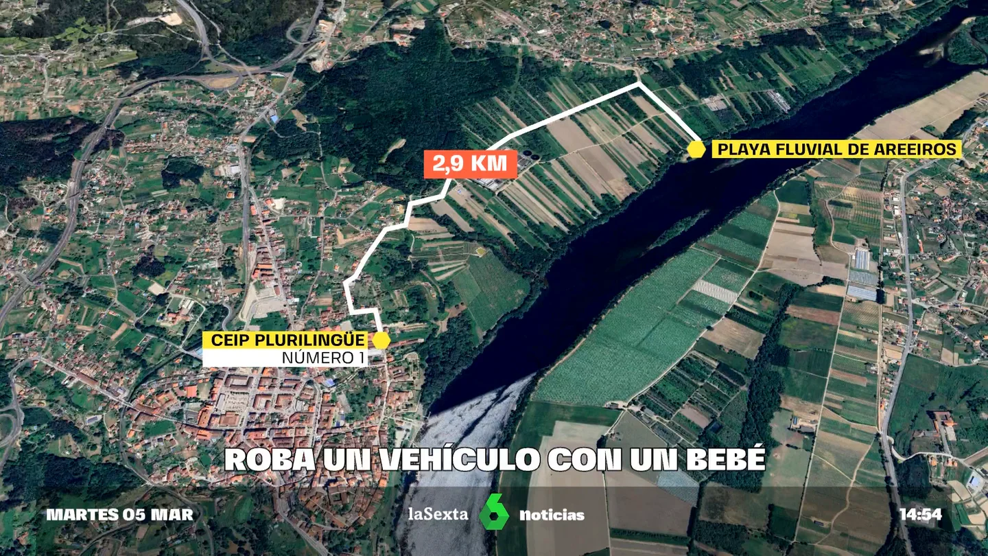 Roba un coche con un bebé de dos años dentro mientras la madre recogía a su otro hijo en un colegio de Tui Roba un coche con un bebé de dos años dentro mientras la madre recogía a su otro hijo en un colegio de Tui