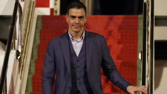 El presidente del Gobierno de España, Pedro Sánchez, en una imagen de archivo El presidente del Gobierno de España, Pedro Sánchez, desciende del avión tras su llegada a Brasil/ EFE/ André Coelho