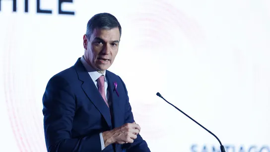 l presidente del Gobierno de España, Pedro Sánchez, participa en un foro empresarial en Santiago (Chile). l presidente del Gobierno de España, Pedro Sánchez, participa en un foro empresarial en Santiago (Chile).