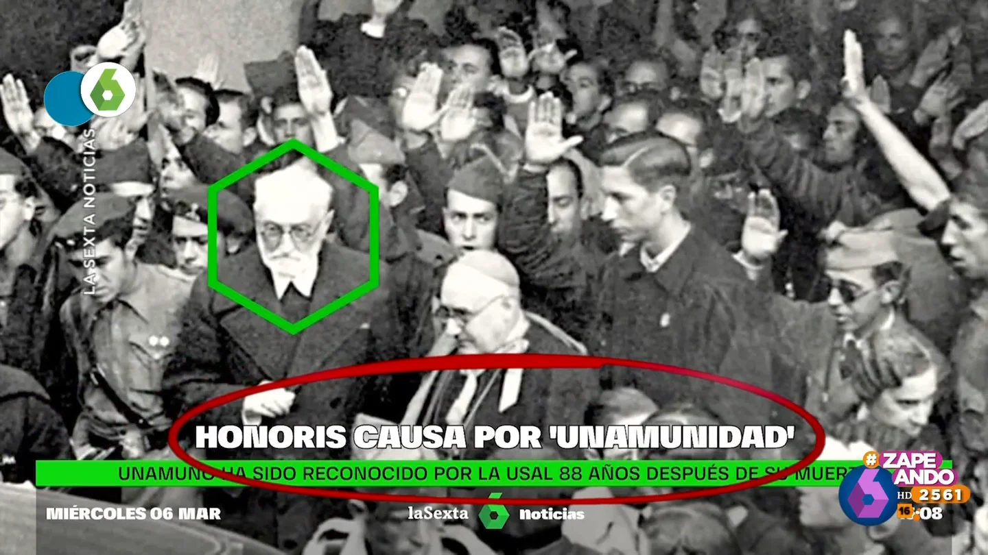 Quique Peinado reacciona a los chistes en los rótulos de las noticias Quique Peinado reacciona a los chistes en los rótulos de las noticias