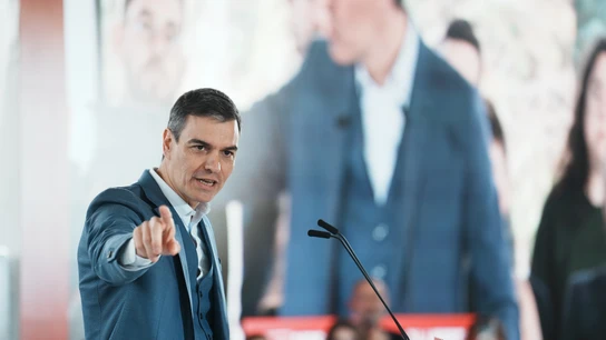 El presidente del Gobierno, Pedro Sánchez, en un acto del PSOE por el 20 aniversario del Gobierno de Zapatero Pedro Sánchez anuncia que el PSOE presentará un proyecto de ley para abolir la prostitución en España