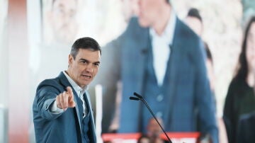 El presidente del Gobierno, Pedro Sánchez, en un acto del PSOE por el 20 aniversario del Gobierno de Zapatero 