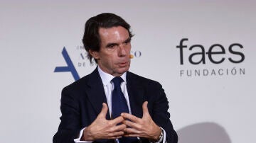 El expresidente del Gobierno José María Aznar, durante un acto de FAES