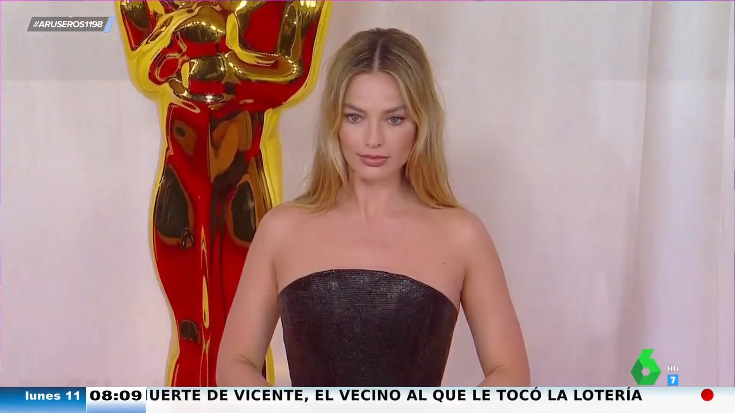 Del vestido de la venganza de Margot Robbie a los abdominales de Elsa Pataky: los looks más llamativos de los Oscar 2024 Del vestido de la venganza de Margot Robbie a los abdominales de Elsa Pataky: los looks más llamativos de los Oscar 2024